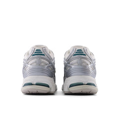 Sneaker NEW BALANCE M1906REE - Silver