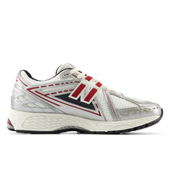 Sneaker NEW BALANCE M1906REA - Silver Metallic Antracite/White/Red