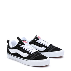 Sneaker VANS Knu Skool - Black/True White